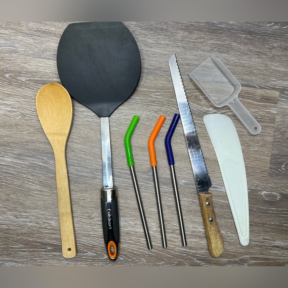 Other - Assortment of Kitchen Items